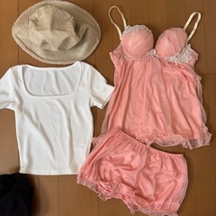 レディース服　まとめ売りの画像