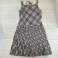Burberry ワンピースの画像