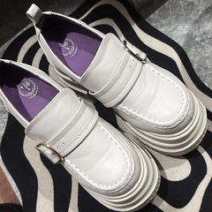 【当日取引優先】ヨースケ/YOSUKE/厚底パンプス/ホワイト/24.5の画像