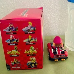 新品　2個セット　マリオカート7 ヨッシー　マリオの画像