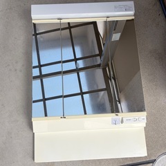 洗面化粧台ミラー 間口：750mm の画像