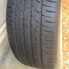 タイヤ　225 45 R18の画像