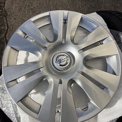 ニッサンNV350キャラバン 新品未使用品ホイールカバーの画像