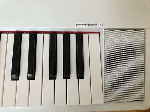 ヤマハ　キーボード　piaggero NP-12
