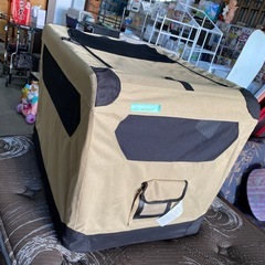 ⭐️12月は毎日営業中⭐️Amazon basic 折り畳み、持ち運び可能ペットゲージの画像