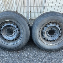 【本日限定4000円！！】15インチ 夏タイヤ 6穴 転がし用に ハイエース等にの画像