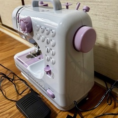 軽量ミシンの画像