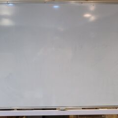 【引き取り限定】ホワイトボード（脚付き・大きめ）使用感あり 500円の画像