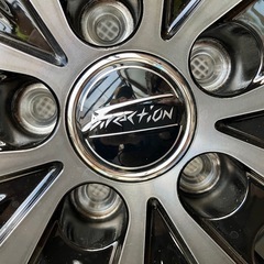 スタッドレスタイヤホイル の画像