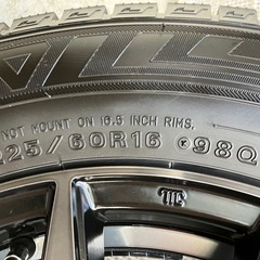 スタッドレスタイヤホイル の画像