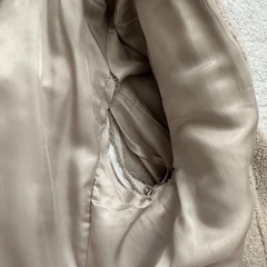 TOMORROWLANDコートの画像