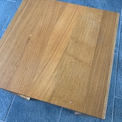 12/7まで表示価格より50%OFF‼️サイドテーブル　の画像