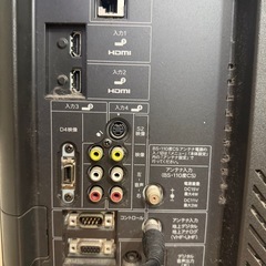 SHARP AQUOSの32インチテレビの画像