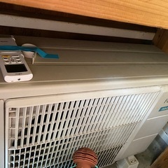 エアコンと室外機　AS-V28J-W 富士通の画像