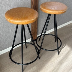 ハイチェア　二脚　キャメルの画像