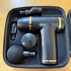 マッサージガンとヘッドスパの画像