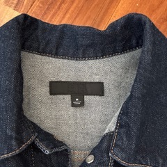 UNIQLO デニムジャケットの画像