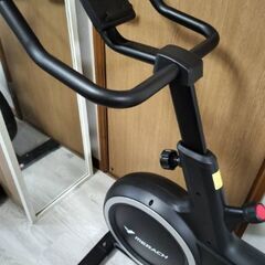 MERACH スピンバイク　フィットネスバイクの画像