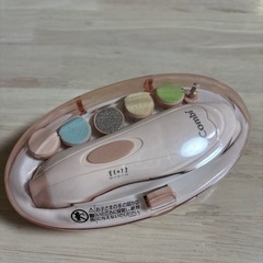 👶🏻コンビ 爪やすり 電動 👶🏻  の画像