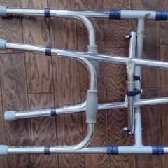 折りたたみ式固定式歩行器　介護　歩行訓練　リハビリの画像