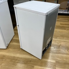 YAMADA ヤマダ ノンフロン冷凍冷蔵庫 YRZ-C09B1 2017年製 2ドア 定格内容積90L ホワイト のご紹介です！の画像