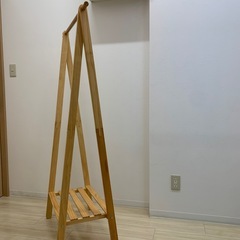 ハンガーラックの画像