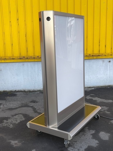 『中古美品』LED スタンド式 電子看板 CSS-70L   