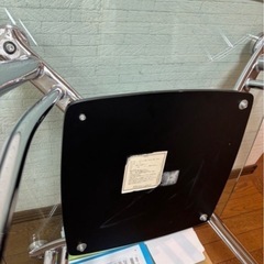 ⭕️美品⭕️¥38000 購入品のガラスダイニングデーブルの画像