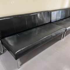 ブラックソファー2つの画像