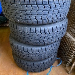 スタッドレスタイヤ の画像