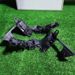 スズキ SUZUKI パレット MK21S バンパーブラケット 左右セット 固定ブラケットの画像