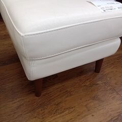 ★リユースのサカイ水戸店★オットマンオフホワイトH40×D52×W52クリーニング済みMT6652の画像