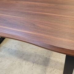 【引き取り限定】大きめ140cmテーブル／傷ありのためお安くの画像