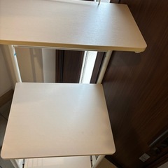 家電ラックの画像