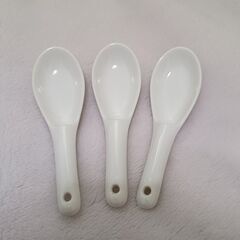 【新品】陶器のレンゲ　3点セットの画像