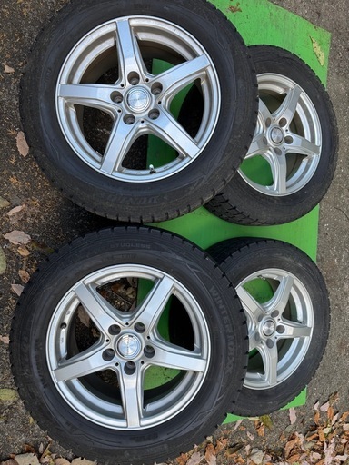 室内保管 スタッドレスタイヤ 215 60 R16