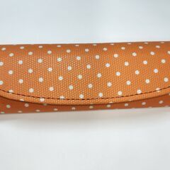 メガネケース女性用(オレンジ色のかわいいドット柄)￥950の画像