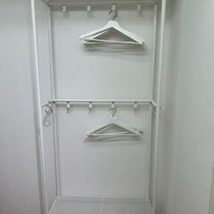 【無料】ハンガーラック　1台の画像