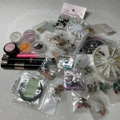 ★ジェルネイルUVライト★セルフネイル★レジン製作★おまけおまけネイルパーツの画像