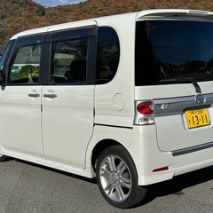 《☆極美車☆後期モデル タントカスタム RS（64馬力のインタークーラーターボ車です）☆全周囲360度＆リアカメラドライブレコーダー付き》☆左パワースライドドア☆キーフリー☆純正ナビ（NSZN-W61）☆地デジフルセグTV☆スピードレーダー☆《下取りや車両交換等も応談》 の画像