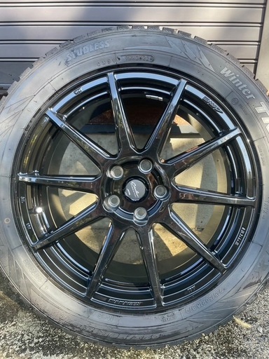 スタッドレスタイヤ