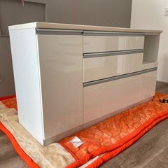 ニトリのキッチンカウンターの画像