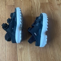 FILA スポーツサンダル ブラックの画像