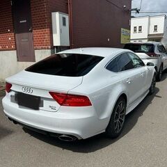 ❑全国自社ローン対応❑       ●平成27年登録アウディA7の画像