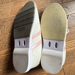 ボウリングシューズ24センチの画像