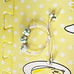 翡翠のようなセラミックビーズのブレスレットの画像