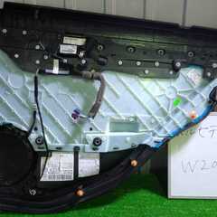 メルセデスベンツ MB W204 ドアトリム 左の画像