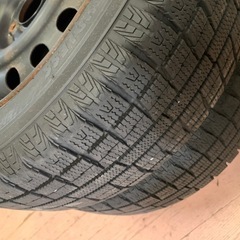 14インチ　スタッドレスホイル付きの画像