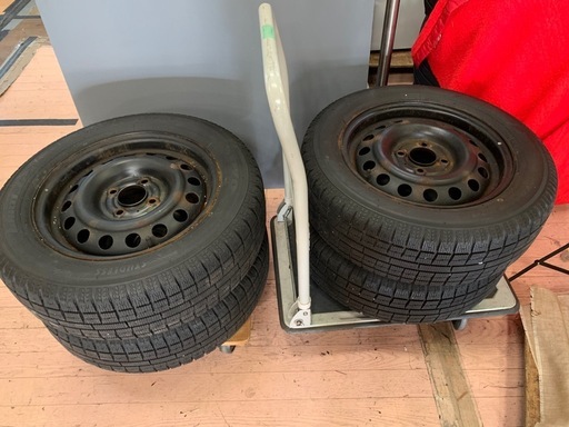 14インチ　スタッドレスホイル付き