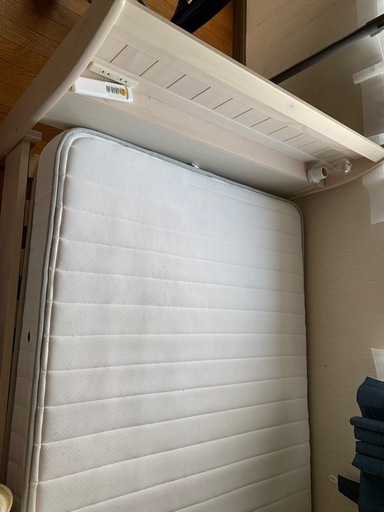 シングルベッド